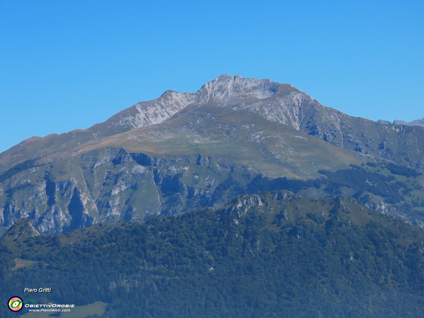 48 Cima Menna (2300 m).JPG